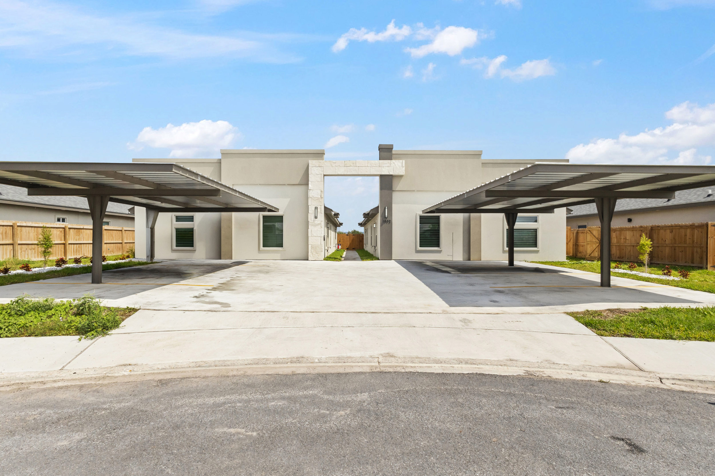 Property main image